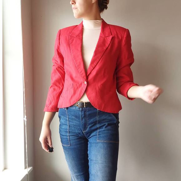 Vintage 80s Red Single Breasted Cropped Blazer, Union Made - Picture 2 of 10